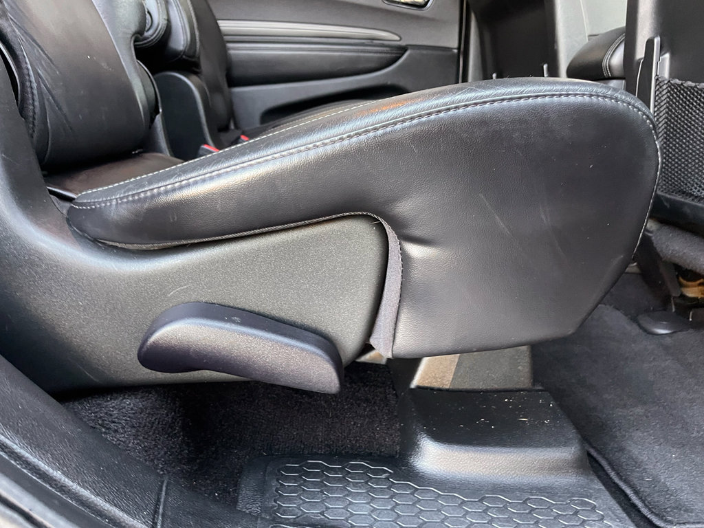 Used 2022 Dodge Durango GT image 23