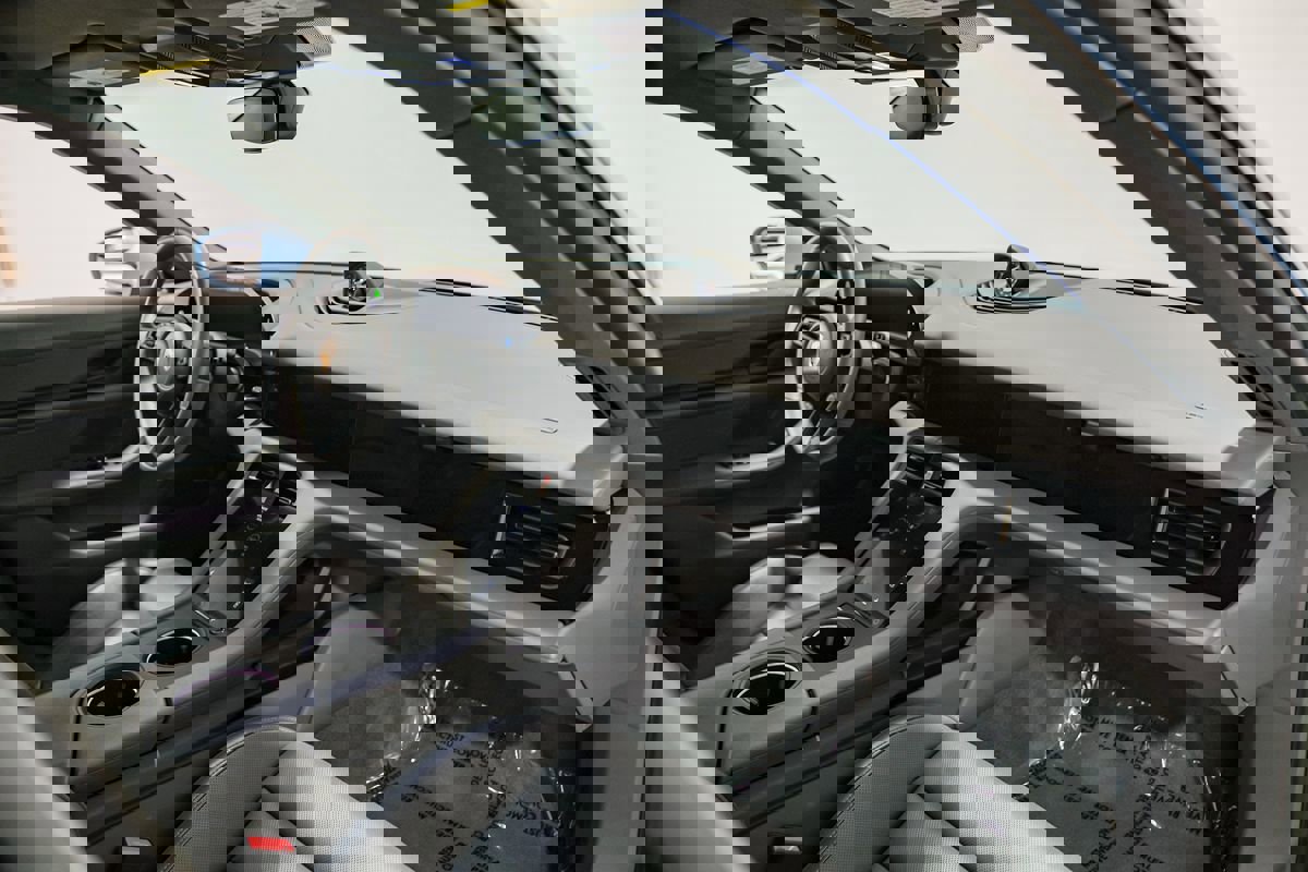 Used 2022 Porsche Taycan 4S image 11