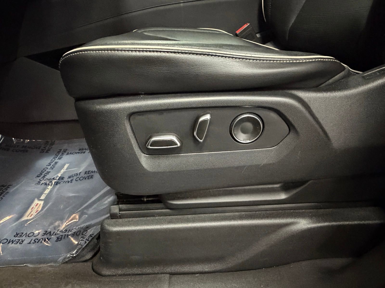 Used 2021 Cadillac Escalade Sport w/ Driver Assist Tech Package image 21