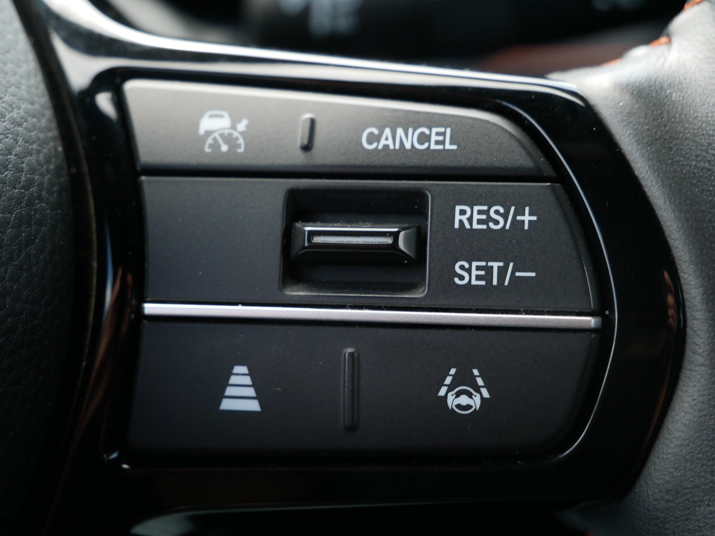Certified 2024 Honda HR-V Sport image 30