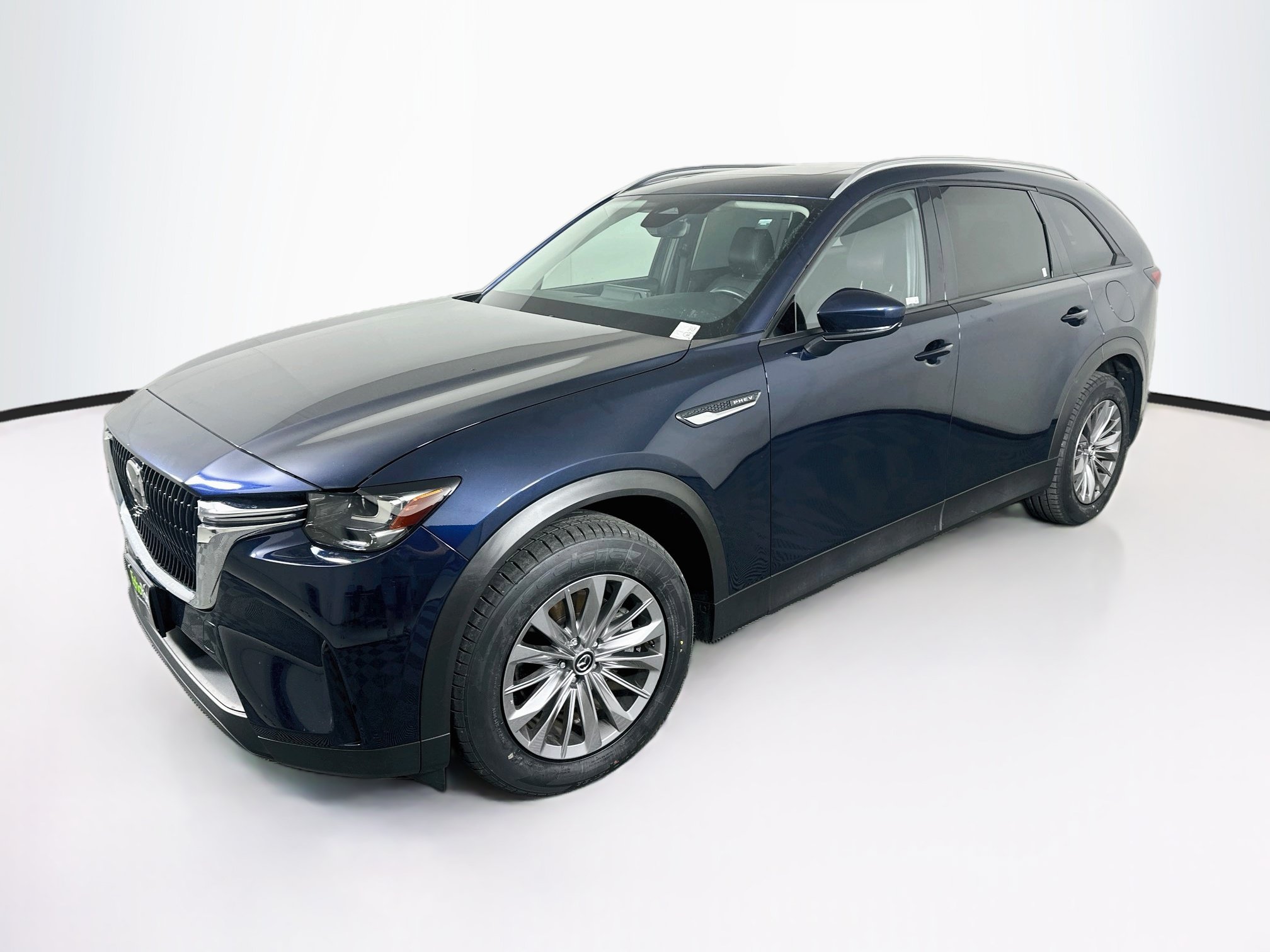 Used 2024 MAZDA CX-90 Plug-In Hybrid w/ Preferred AWD/4WD image 3