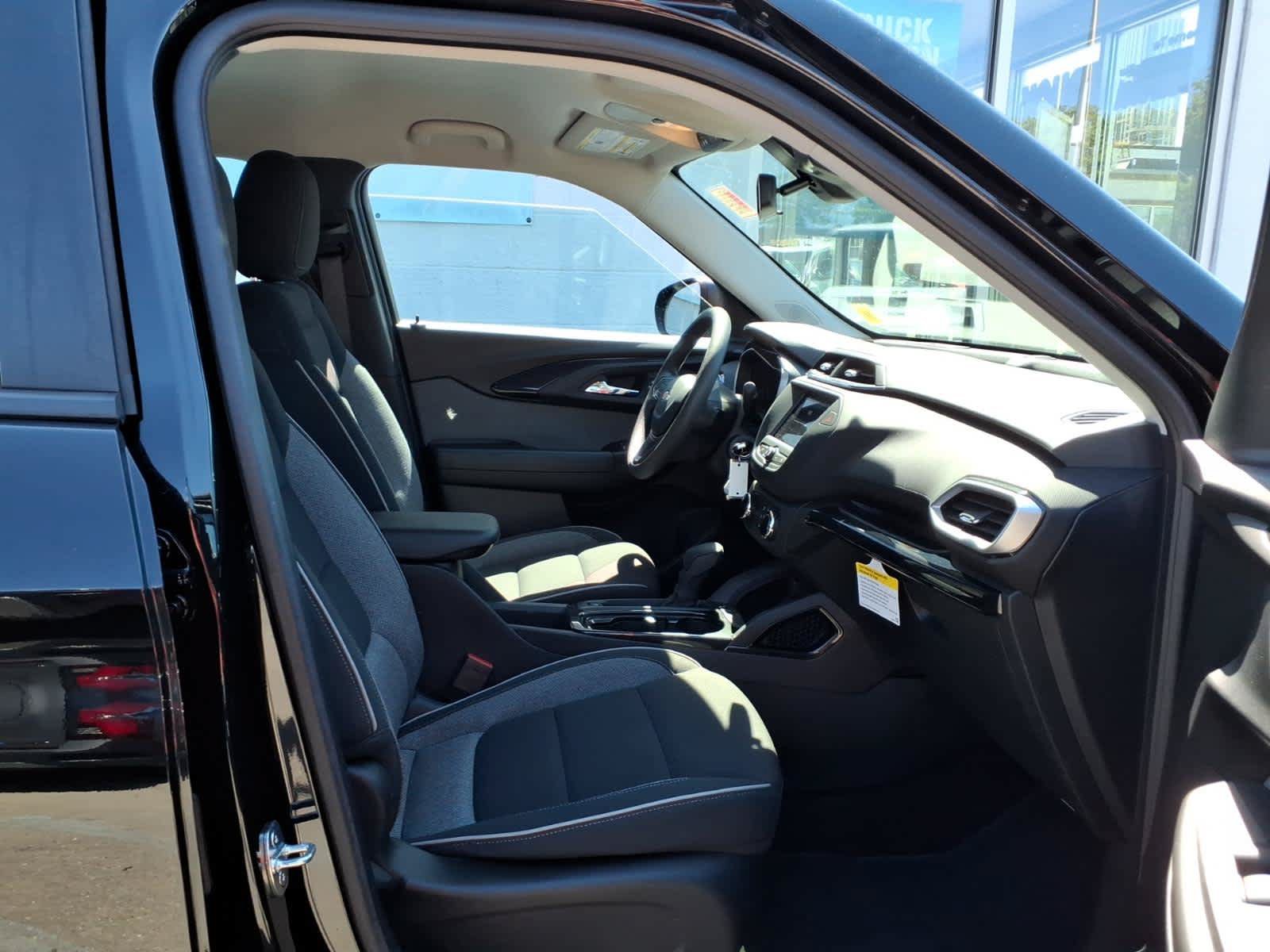Certified 2023 Chevrolet TrailBlazer LS FWD image 20