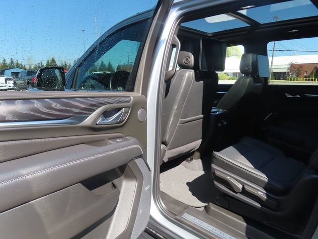 Used 2024 GMC Yukon XL Denali w/ Advanced Technology Package AWD/4WD image 21
