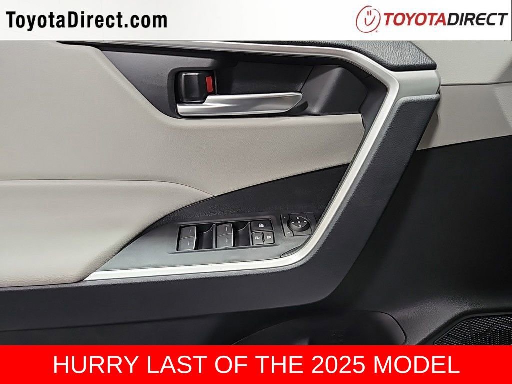 New 2025 Toyota RAV4 XLE image 20