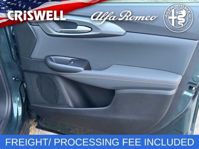 New 2026 Alfa Romeo Tonale w/ Black Premium Package AWD/4WD image 34