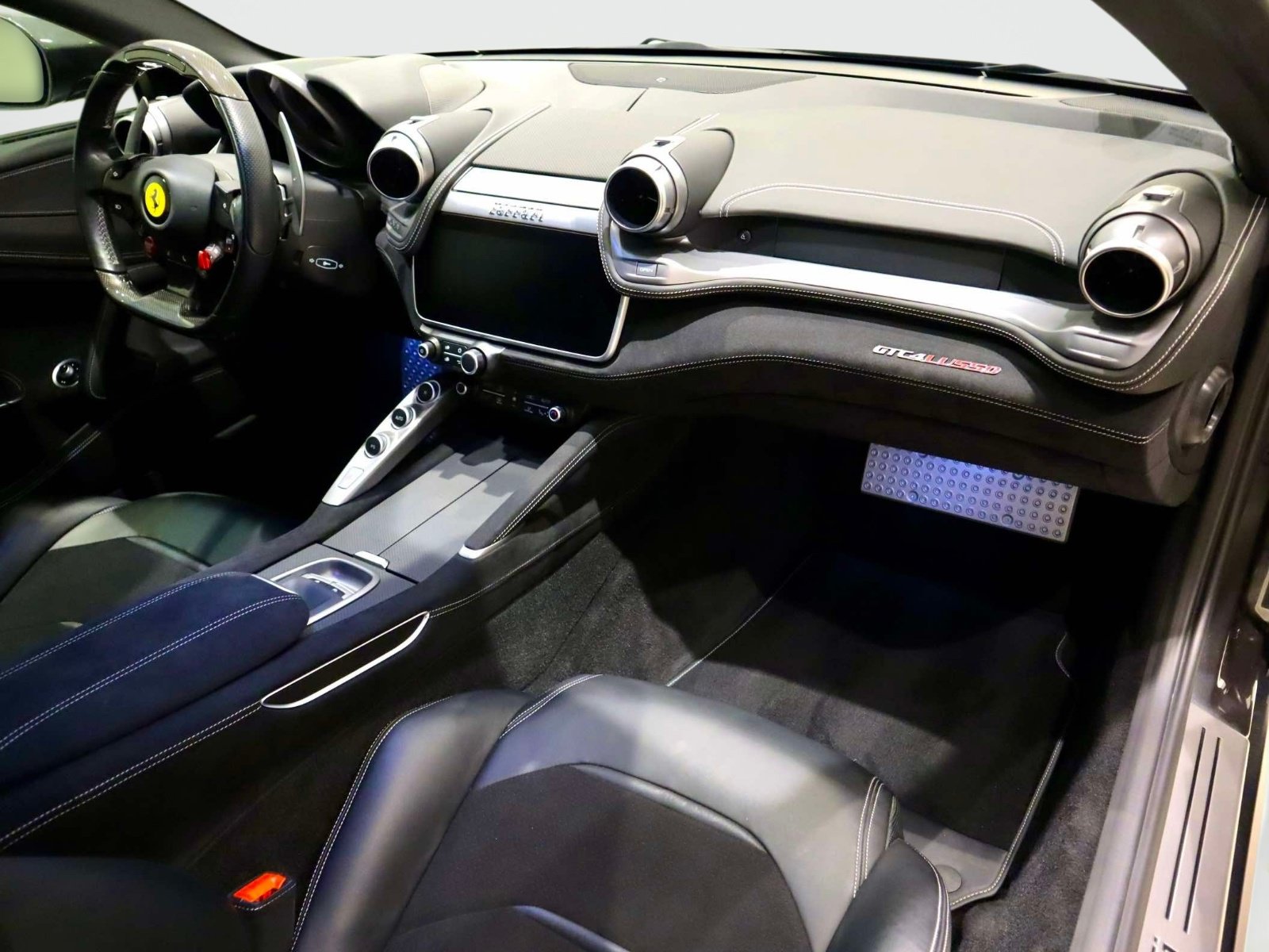Certified 2019 Ferrari GTC4Lusso AWD/4WD image 16