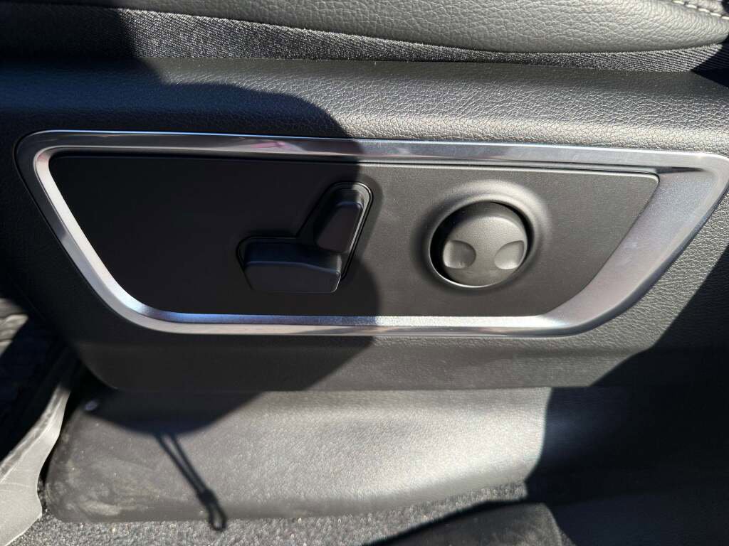 New 2026 RAM 1500 Laramie w/ Laramie Southwest Edition image 30