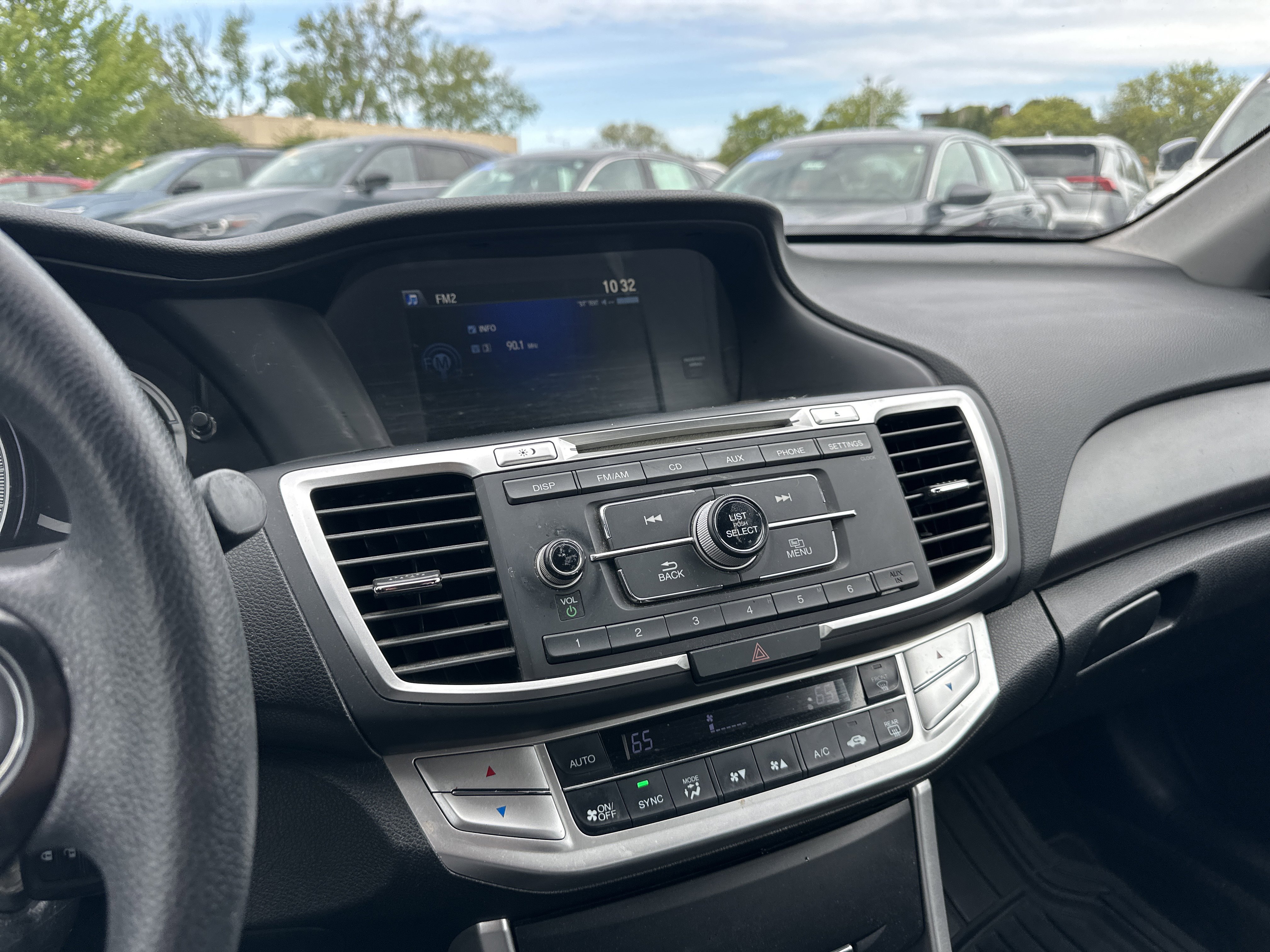 Used 2015 Honda Accord LX image 28
