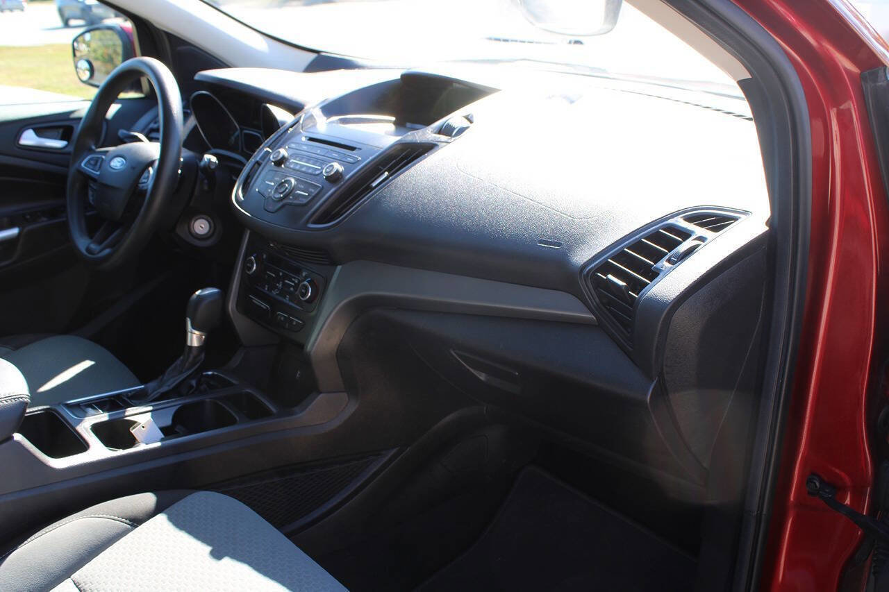 Used 2017 Ford Escape SE image 70