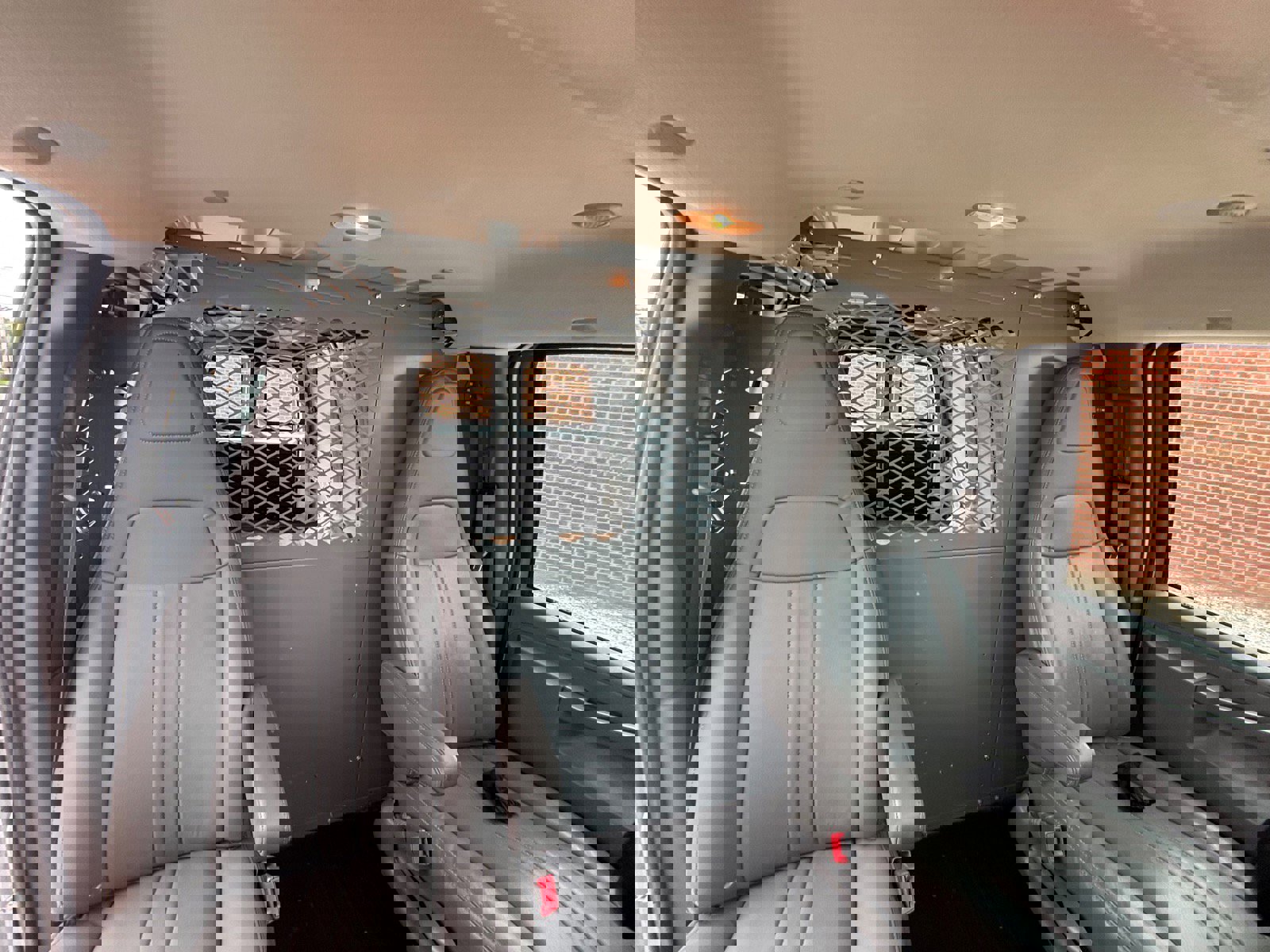 Used 2019 Chevrolet Express 3500 w/ Driver Convenience Package image 17