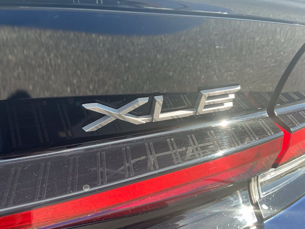 Certified 2024 Toyota Prius XLE FWD image 11