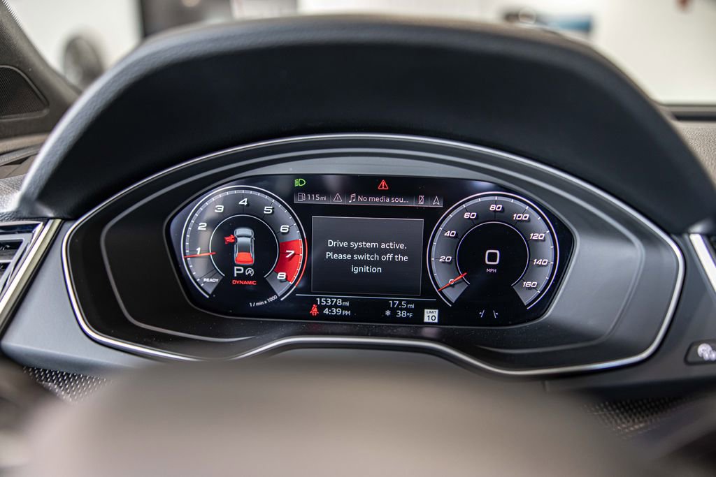 Used 2025 Audi SQ5 Premium Plus w/ Premium Plus Package image 25