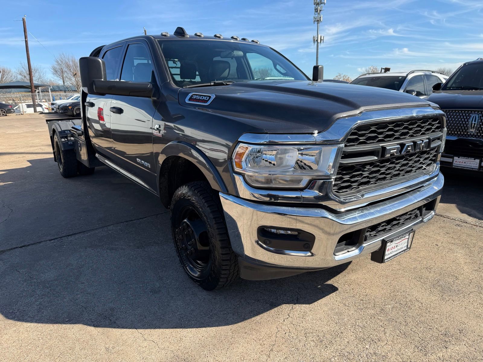Used 2022 RAM 3500 Tradesman w/ Chrome Appearance Group image 8