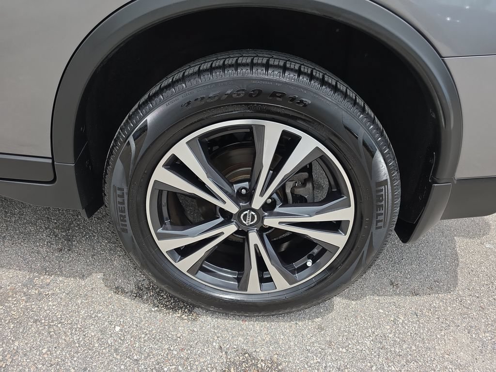 Used 2020 Nissan Rogue SV w/ Premium Package AWD/4WD image 34
