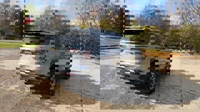 New 2026 Chevrolet Equinox LT w/ Convenience Package II image 8