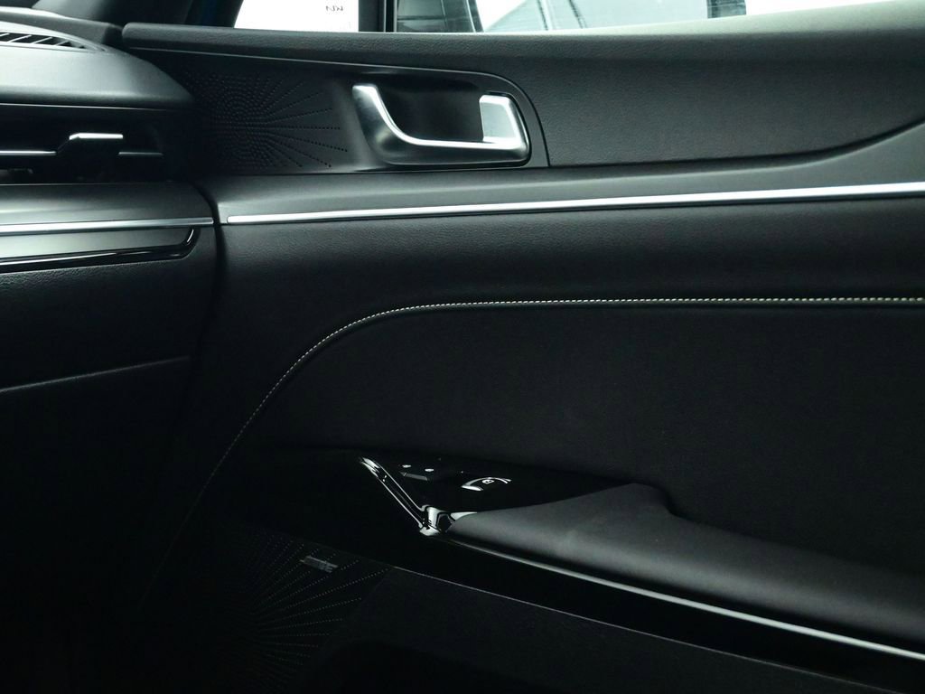 Used 2025 Kia K5 GT-Line w/ GT-Line Premium Package image 44