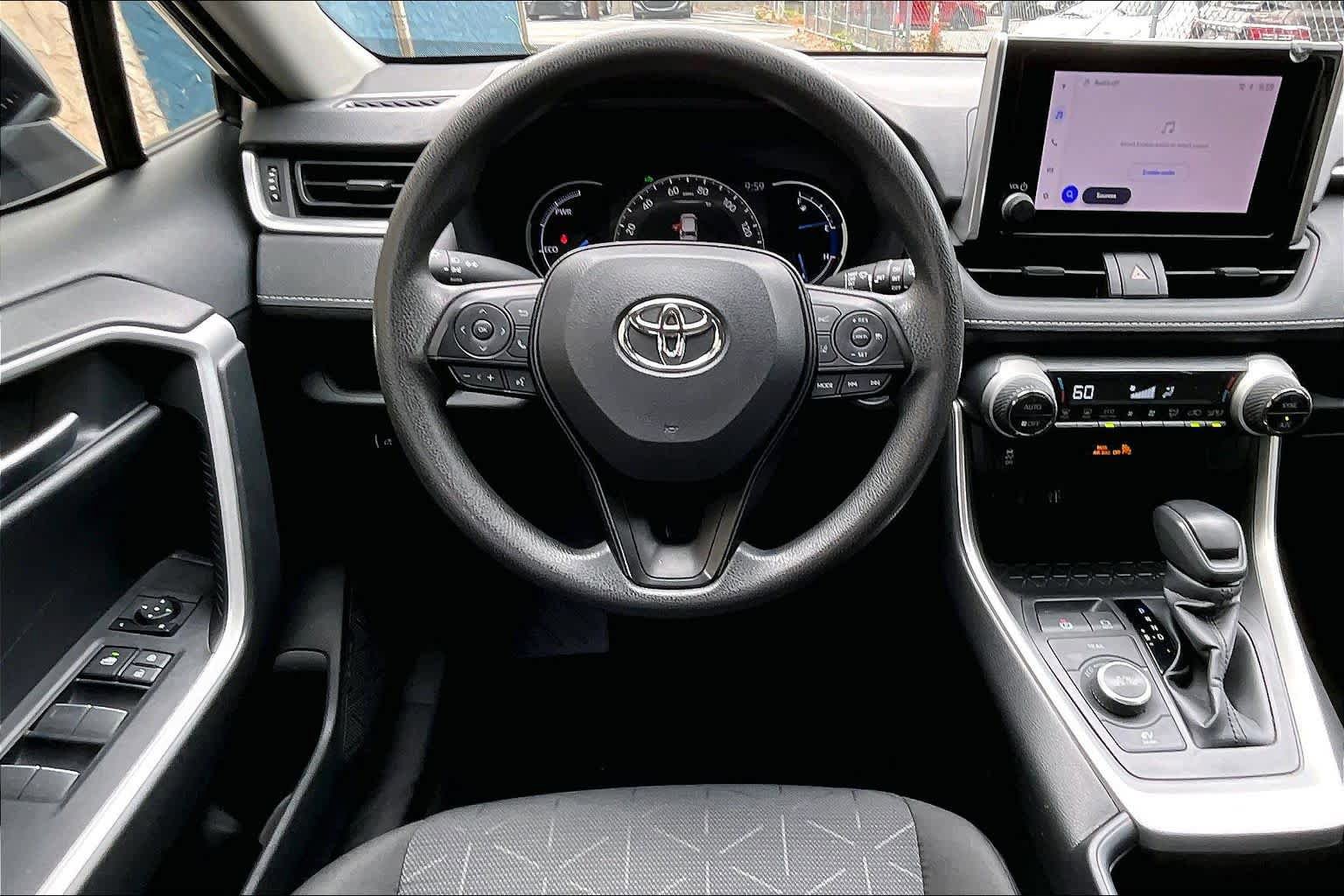 Certified 2025 Toyota RAV4 XLE AWD/4WD image 6