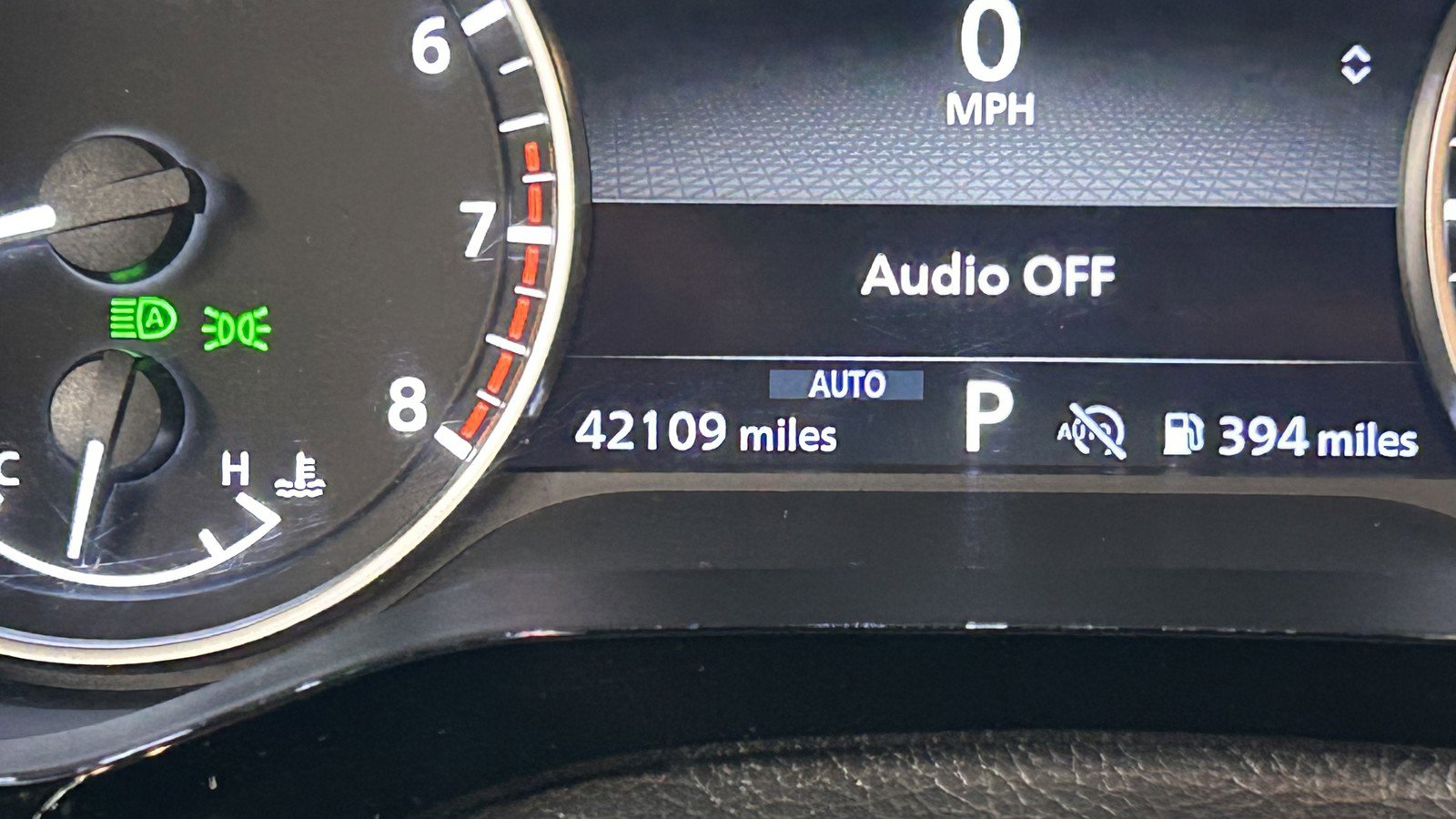 Used 2025 Nissan Pathfinder SV image 25