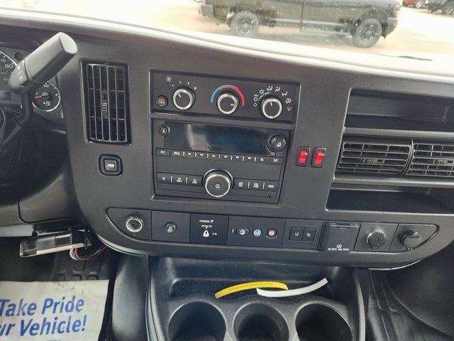 Used 2021 Chevrolet Express 3500 w/ Power Convenience Package RWD image 7