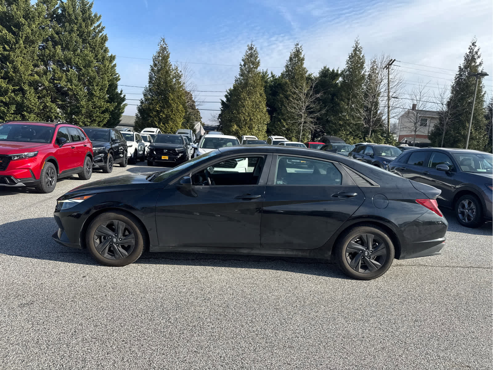 Used 2022 Hyundai Elantra SEL image 2