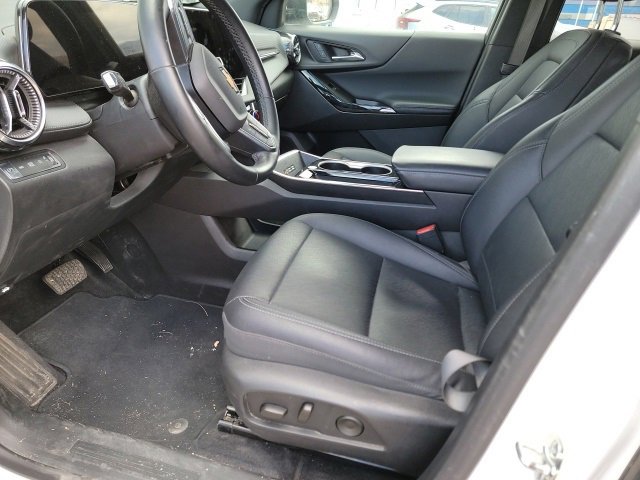 Certified 2025 Chevrolet Equinox LT w/ Convenience Package II image 10