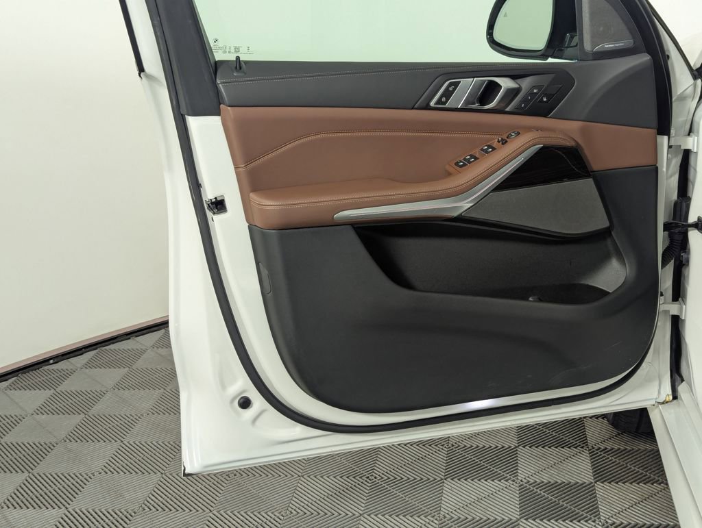 Used 2025 BMW X5 xDrive40i image 50