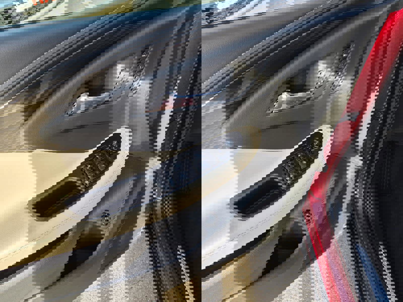 Certified 2019 Buick Envision Essence image 12