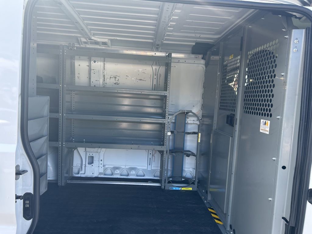 Used 2023 RAM ProMaster 2500 FWD image 9