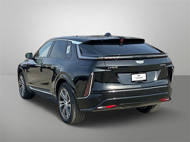Used 2025 Cadillac Lyriq Luxury image 16