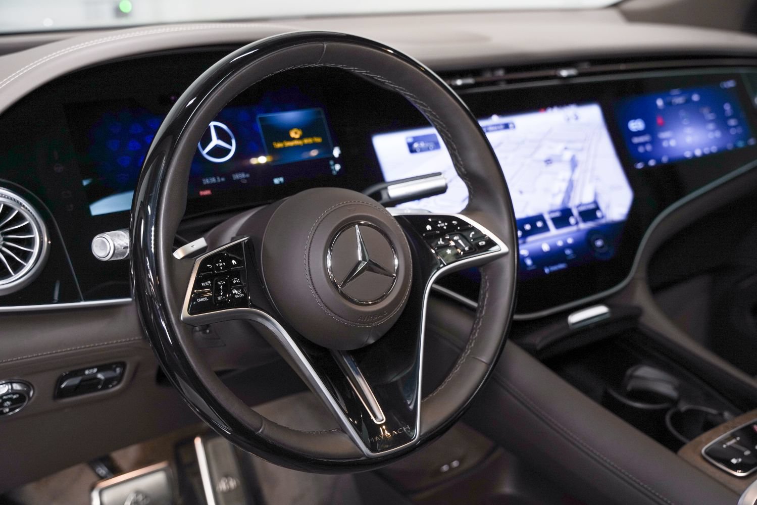 Used 2025 Mercedes-Benz Maybach EQS 680 4MATIC image 49