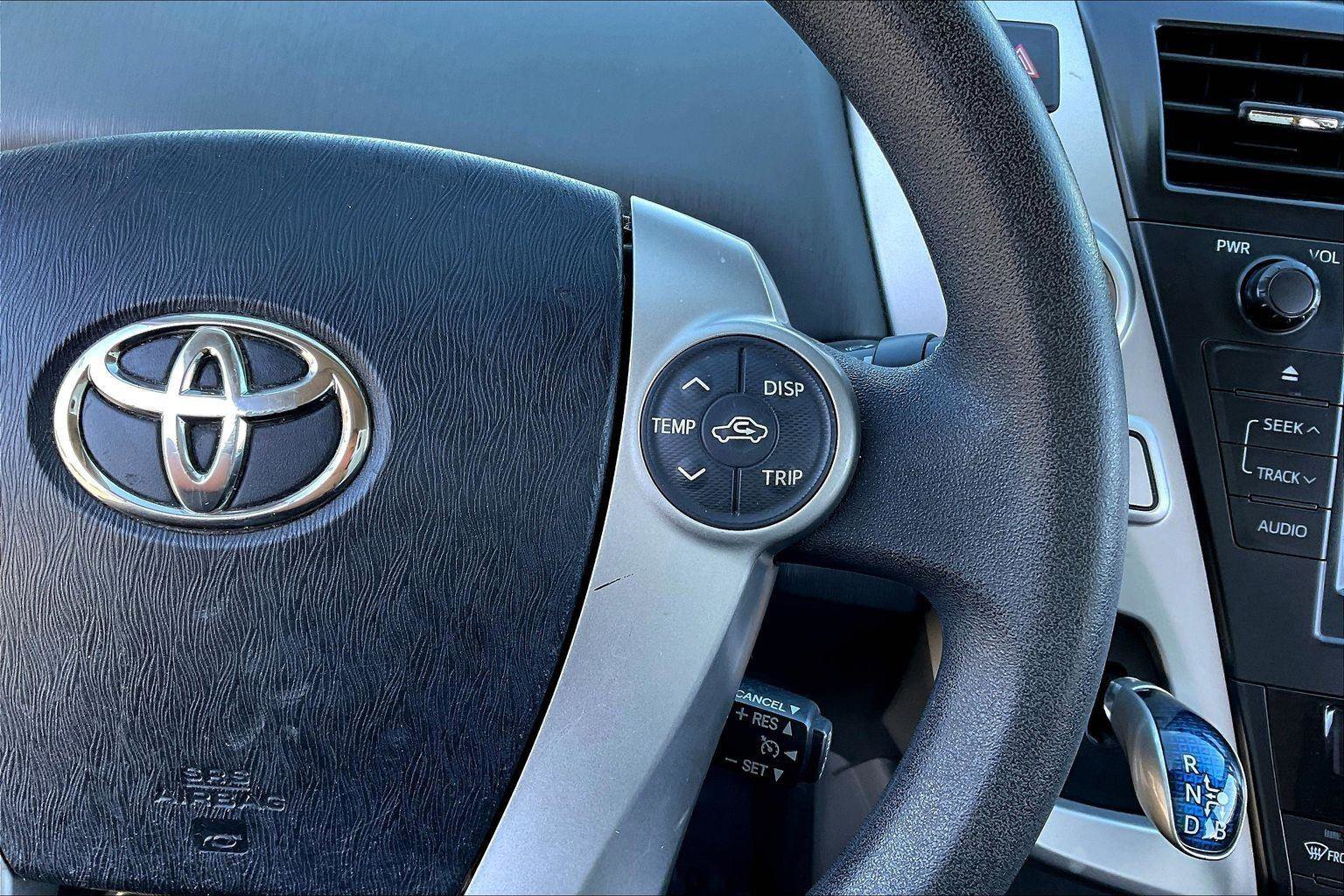 Used 2014 Toyota Prius V Two image 18