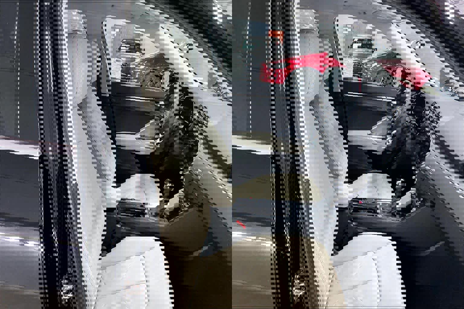 Certified 2025 Audi Q3 2.0T Premium w/ Convenience Package image 10