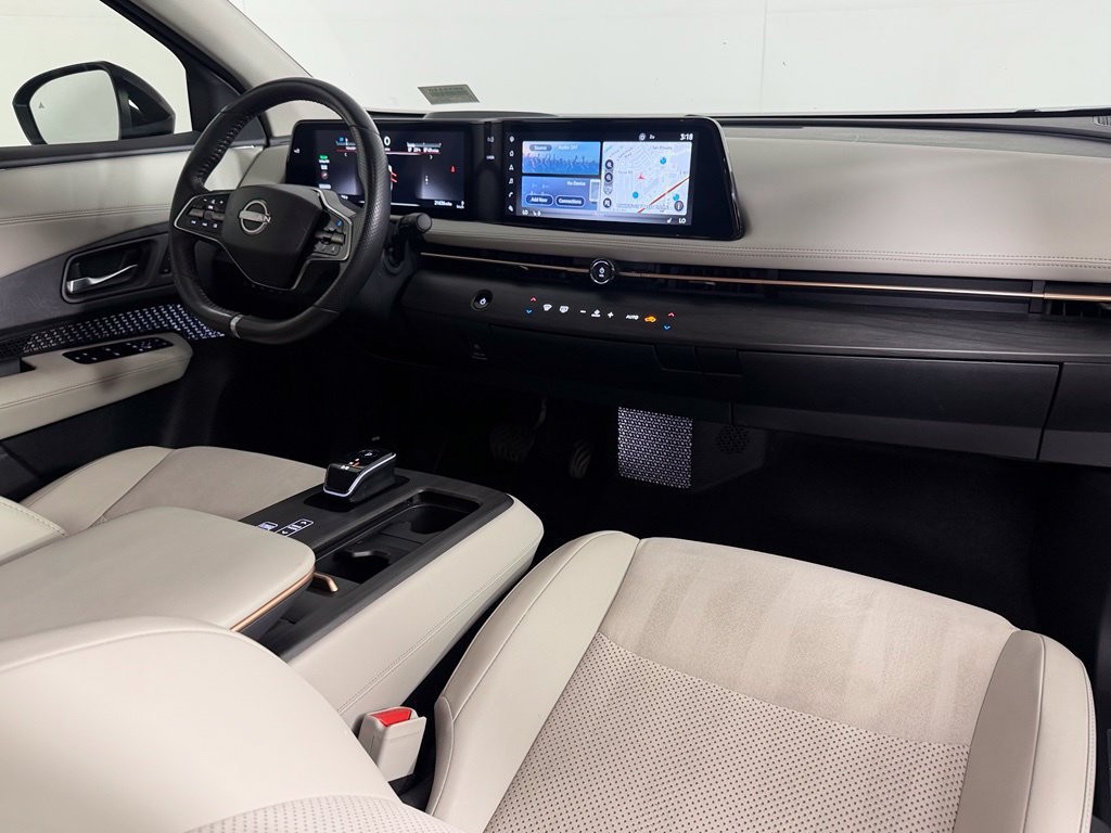 Used 2024 Nissan Ariya AWD image 14