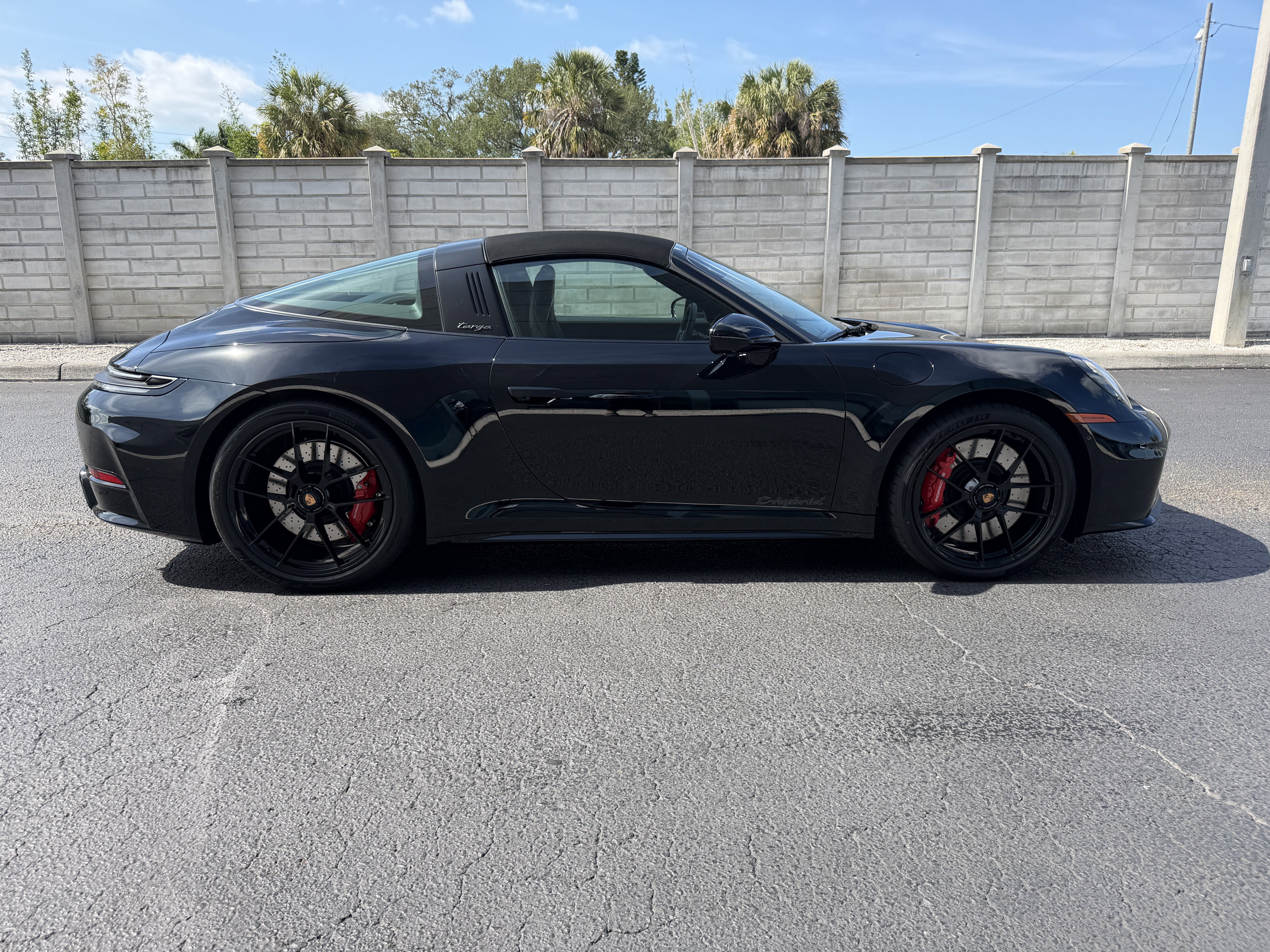 Certified 2026 Porsche 911 Targa 4 GTS AWD/4WD image 7