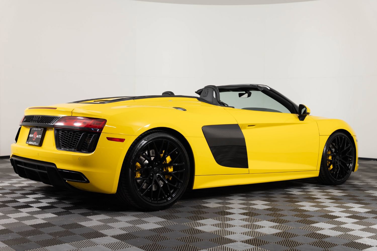 Used 2017 Audi R8 V10 AWD/4WD image 21