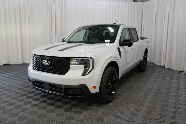 New 2025 Ford Maverick Lariat w/ Black Appearance Package image 27