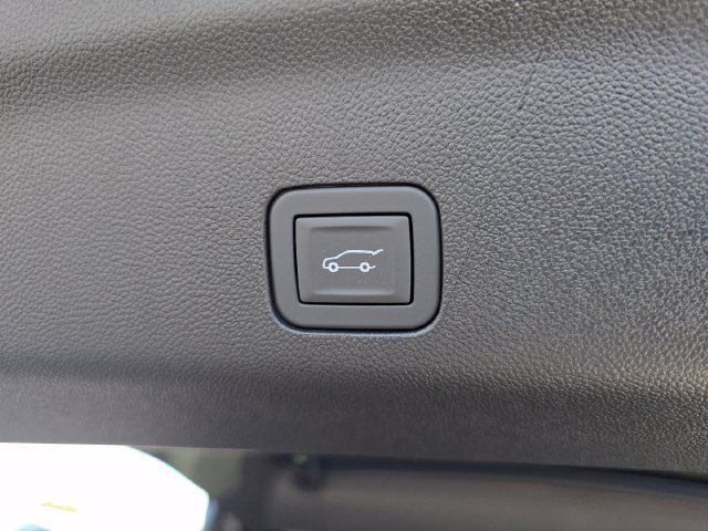 New 2026 GMC Yukon AT4 w/ AT4 Premium Plus Package AWD/4WD image 24