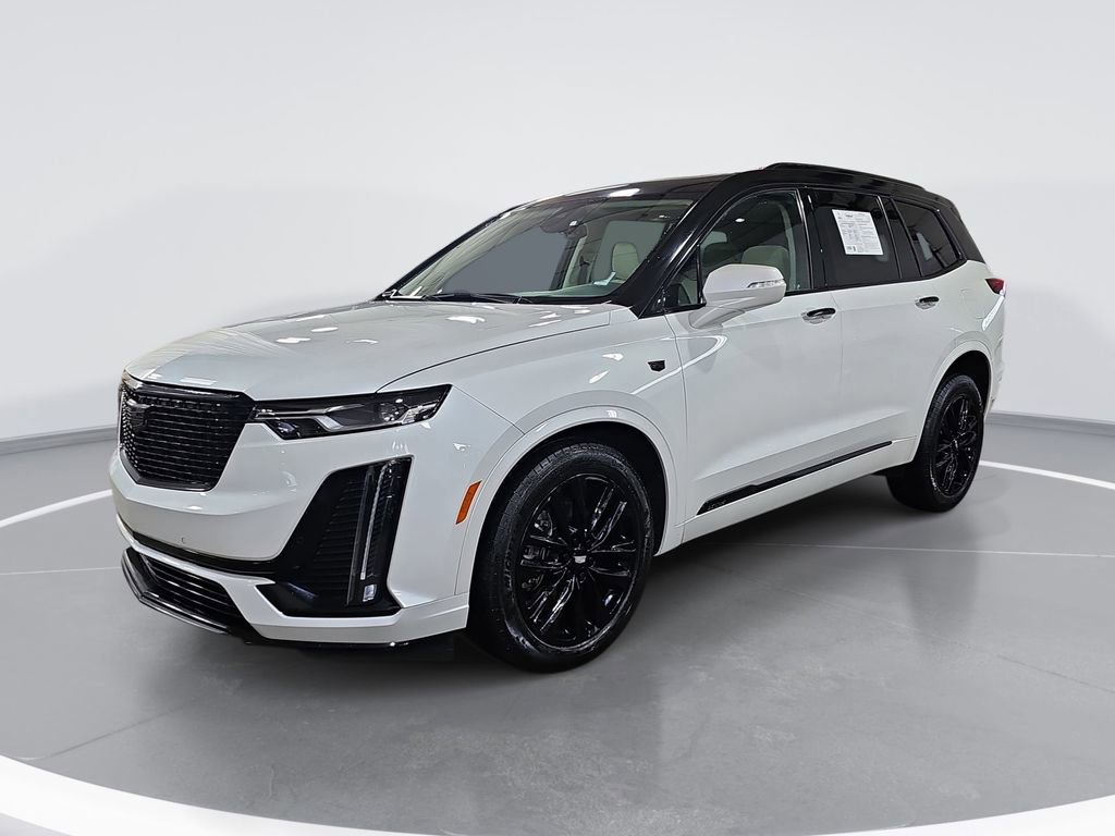 Certified 2021 Cadillac XT6 Premium Luxury w/ LPO, ONYX Package image 9