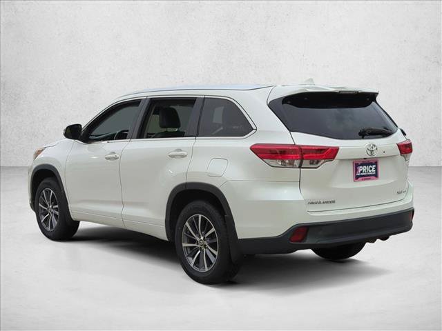 Certified 2017 Toyota Highlander XLE AWD/4WD image 8