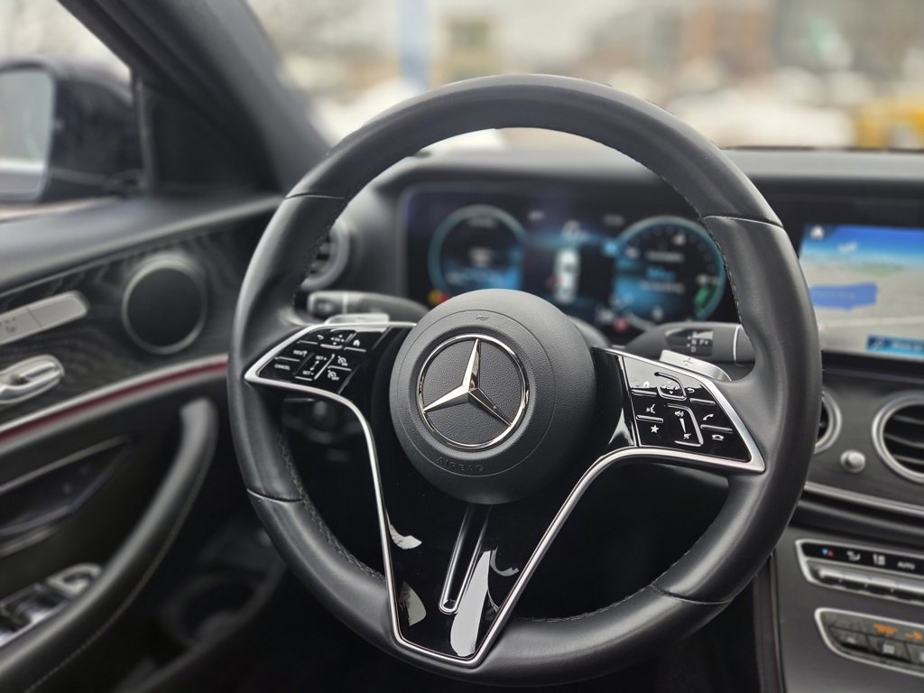 Used 2022 Mercedes-Benz E 350 4MATIC Sedan image 21