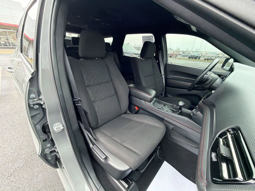 Used 2026 Dodge Durango GT image 32