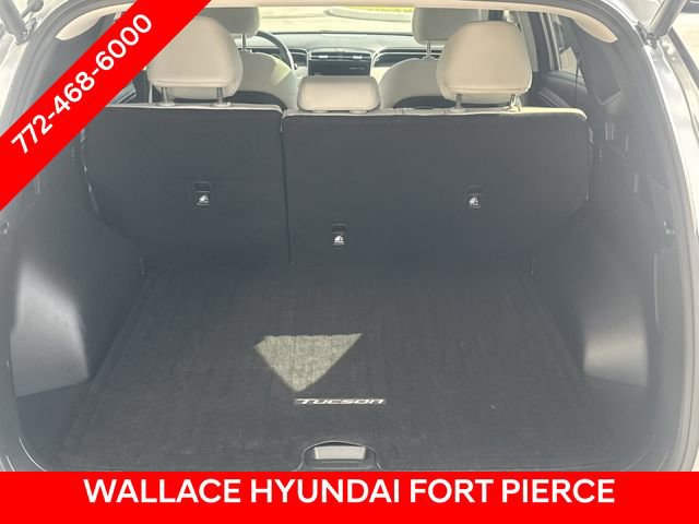 Used 2024 Hyundai Tucson Limited image 11