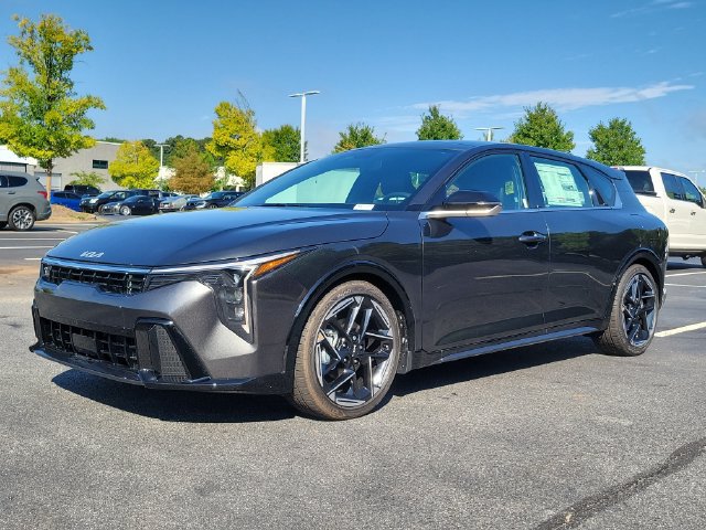 New 2026 Kia K4 GT-Line w/ GT-Line Premium Package FWD image 34