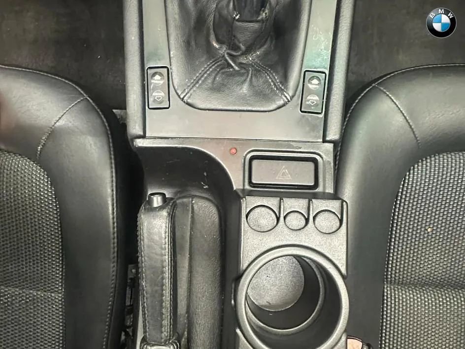 Used 2000 BMW Z3 2.5i image 19