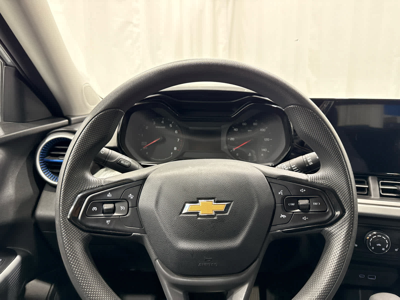 Certified 2026 Chevrolet Trax LS w/ LS Convenience Package FWD image 16