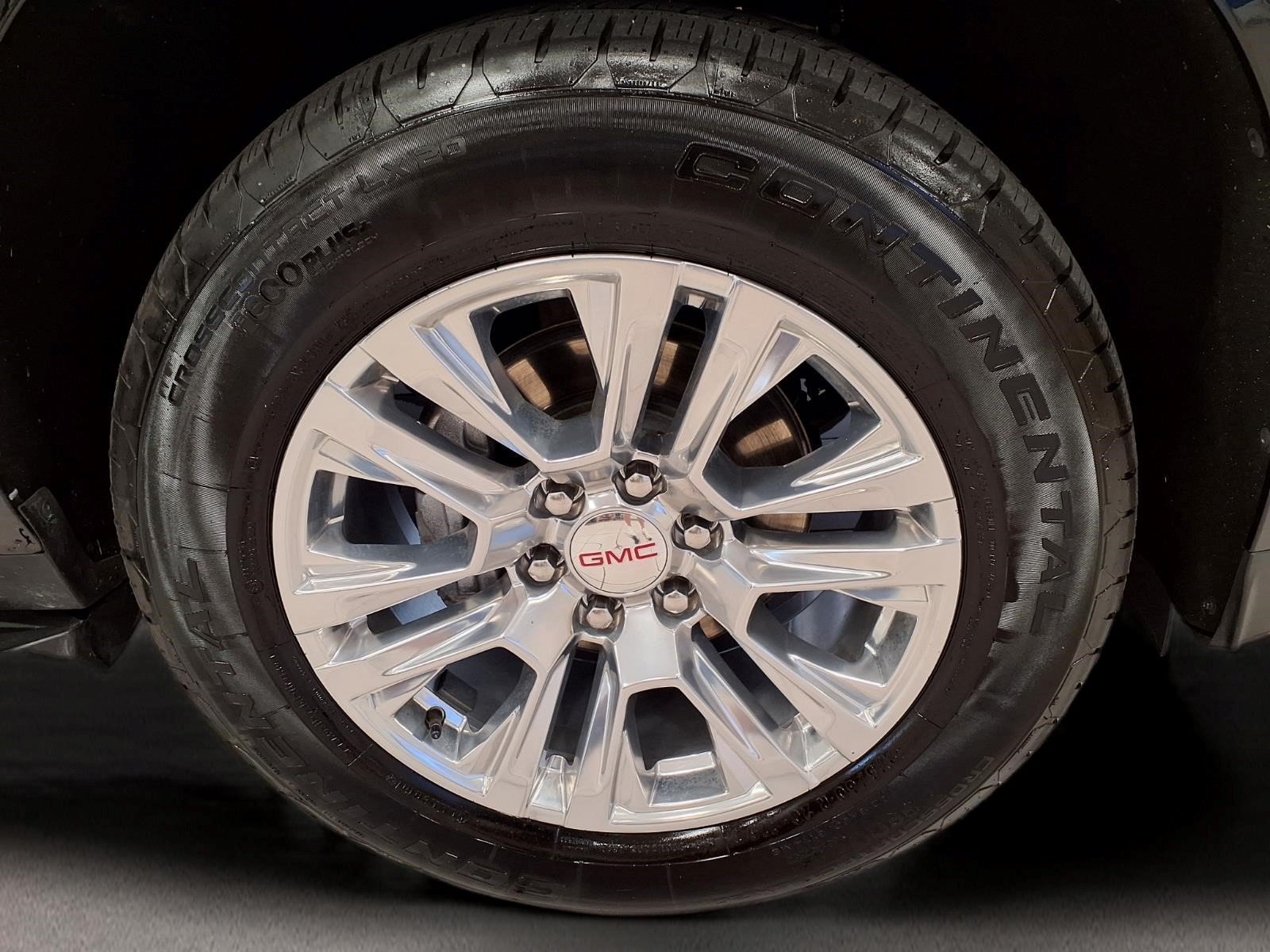 Used 2026 GMC Yukon Denali AWD/4WD image 8