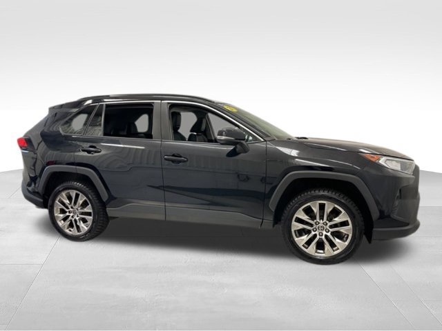 Used 2021 Toyota RAV4 XLE Premium AWD/4WD image 8