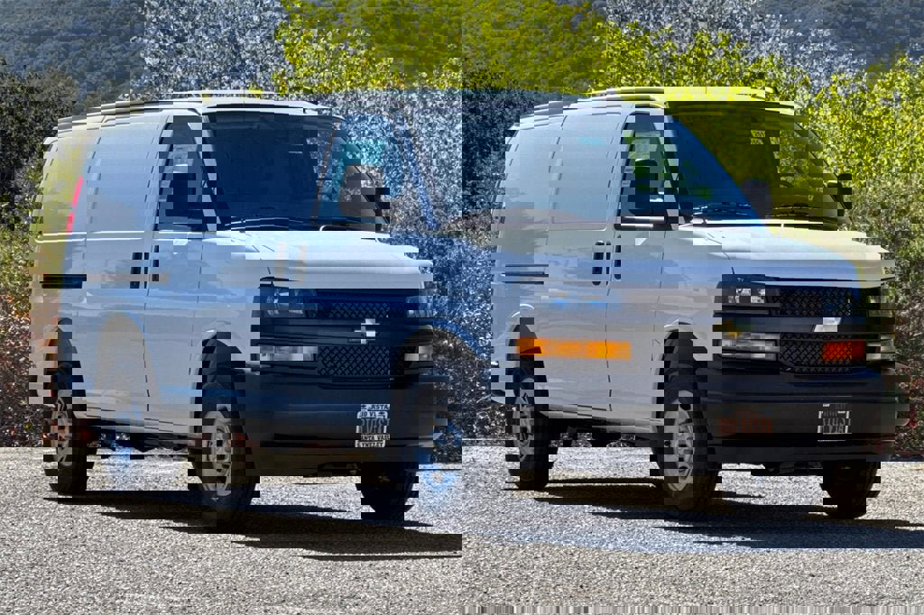 New 2025 Chevrolet Express 2500 w/ Enhanced Convenience Package image 2