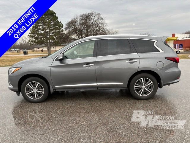 Used 2019 INFINITI QX60 Luxe image 3
