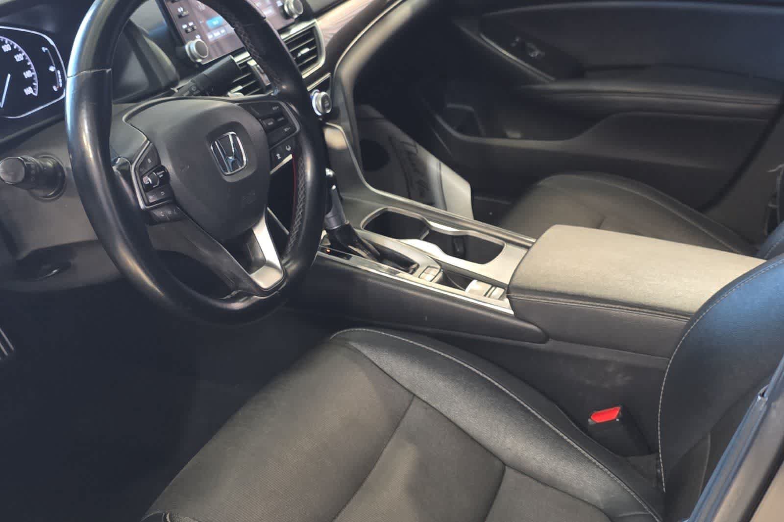 Used 2020 Honda Accord Sport image 14